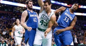 Your Morning Dump..Where Kris Humphries Is Picking His Spots