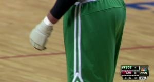 Twitter tries to decide what Jared Sullinger’s glove looks like
